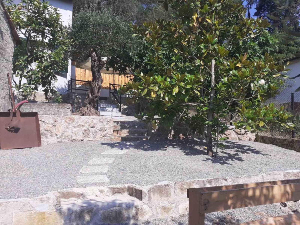 Kato Korakiana White Manolia Cottage מראה חיצוני תמונה