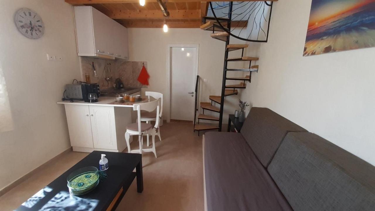 Kato Korakiana White Manolia Cottage מראה חיצוני תמונה